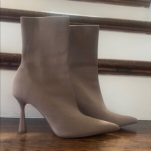 Elegant Brown Women's Ankle Boots